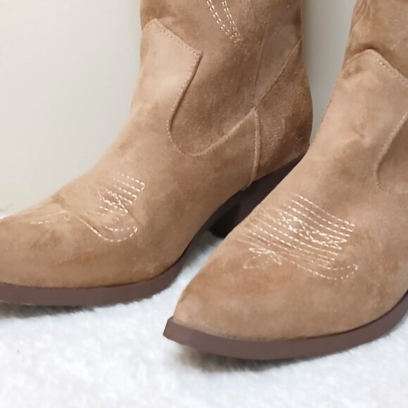 Faux Suede Western Inspired Pointed Toe Boots Tan Size EU 37/US 6.5 - Picture 2 of 8